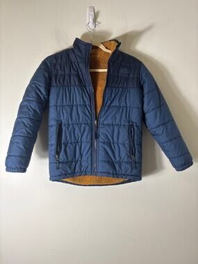 Boys The North Face Reversible Navy and Gold Jackets Sz M